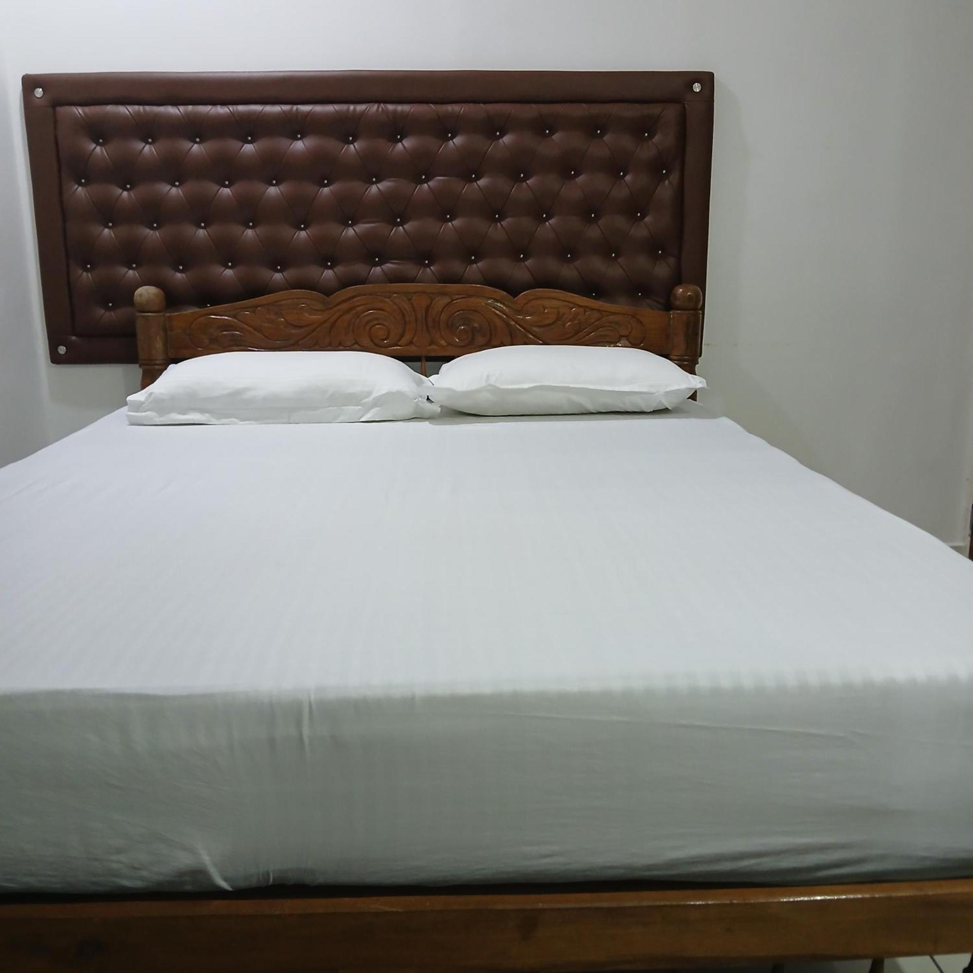 Annies Inn Homestay Kochi エクステリア 写真